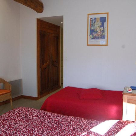 Hotel Du Donjon Aulnay  Δωμάτιο φωτογραφία