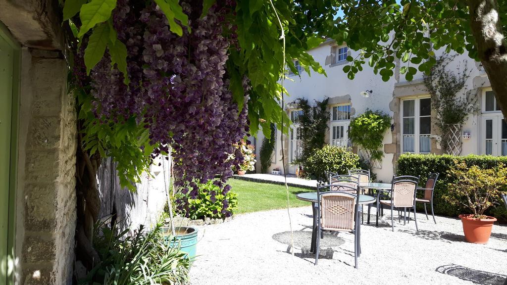 Hotel Du Donjon Aulnay  Εξωτερικό φωτογραφία