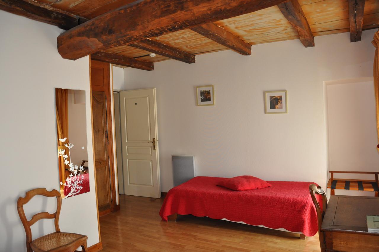 Hotel Du Donjon Aulnay  Εξωτερικό φωτογραφία