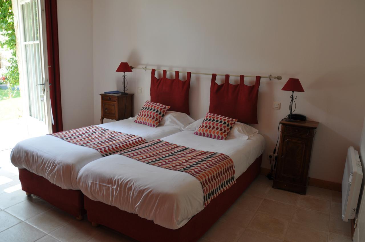 Hotel Du Donjon Aulnay  Εξωτερικό φωτογραφία