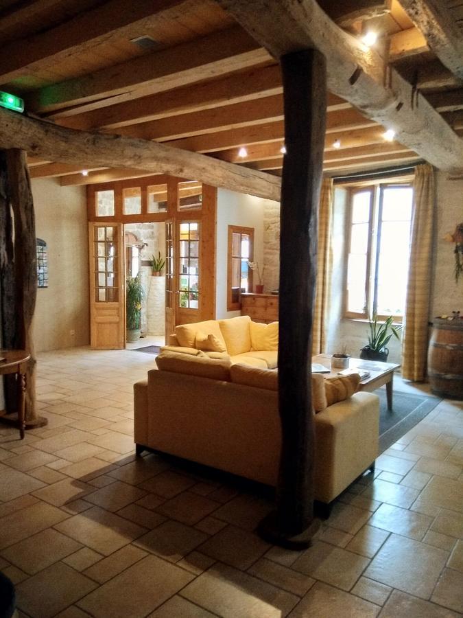 Hotel Du Donjon Aulnay  Εξωτερικό φωτογραφία