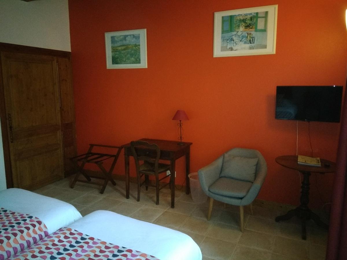Hotel Du Donjon Aulnay  Εξωτερικό φωτογραφία