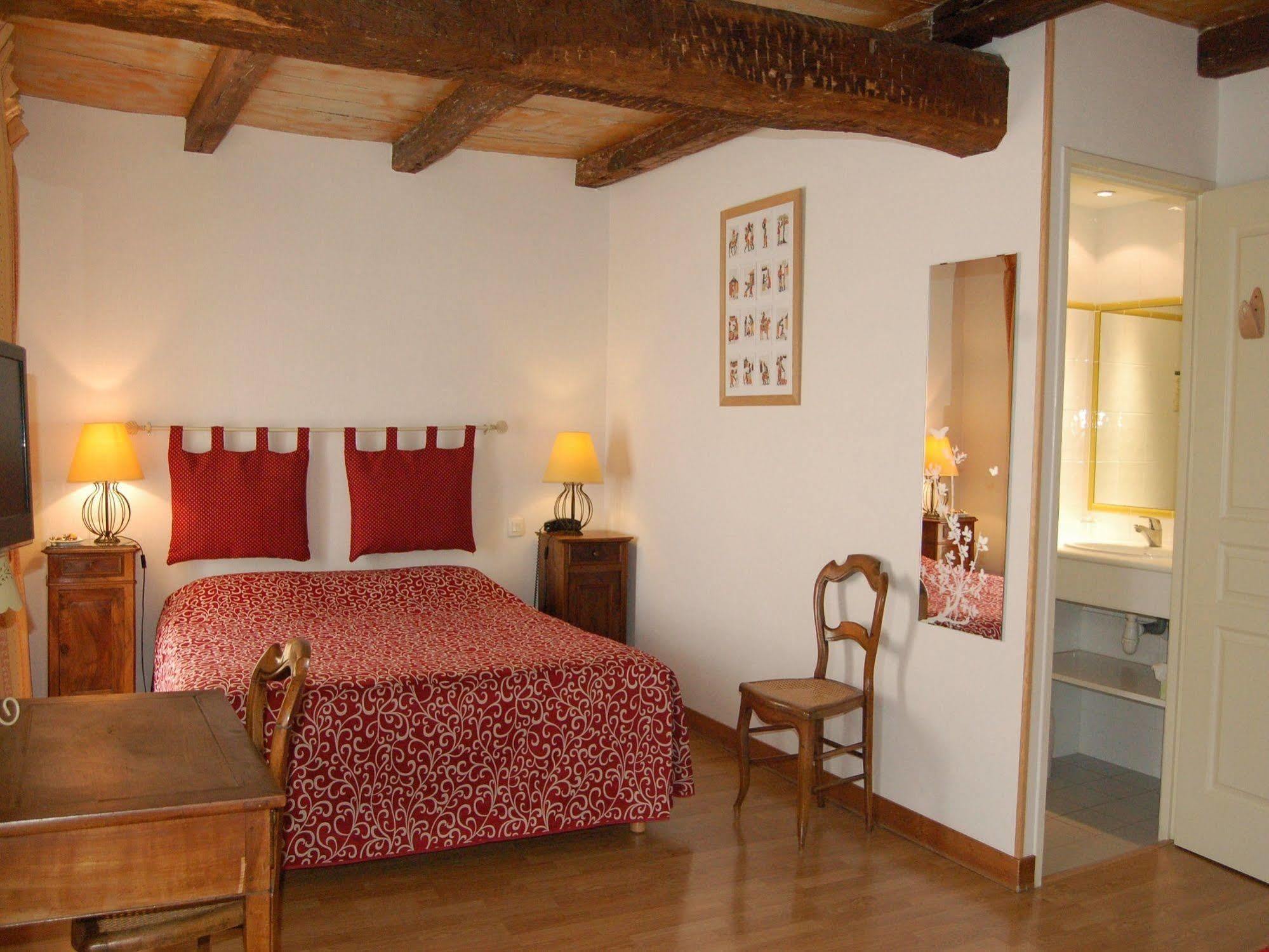Hotel Du Donjon Aulnay  Εξωτερικό φωτογραφία