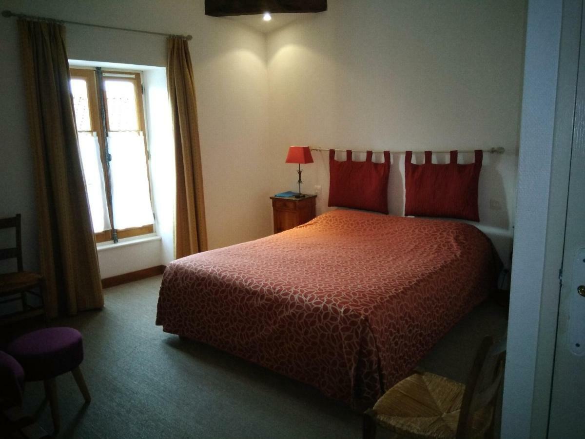 Hotel Du Donjon Aulnay  Εξωτερικό φωτογραφία